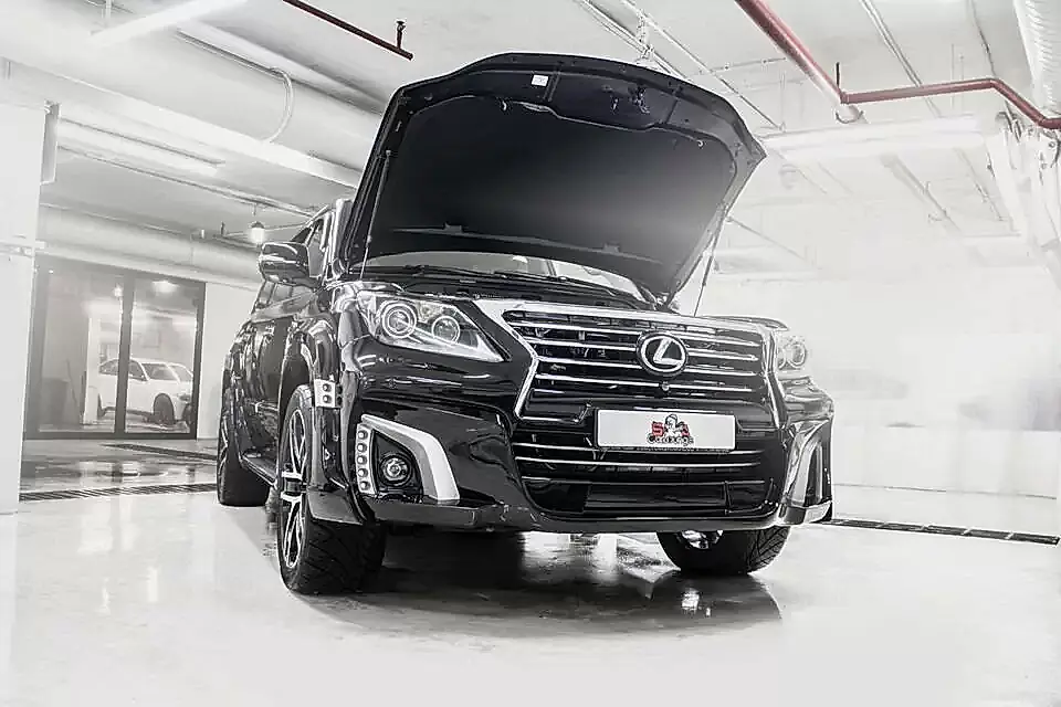 Безопасная мойка двигателя паром в Москве - Lexus LX 570